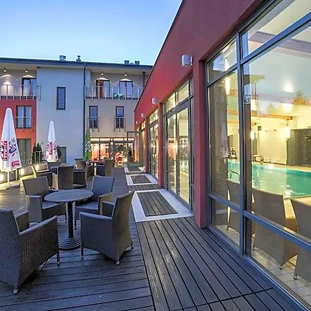 Centrum Wypoczynkowo-konferencyjne Solaris Otel 5*
